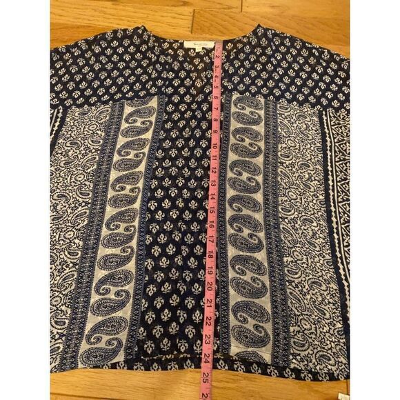 Two by Vince Camuto women's blue patterned sheer cap sleeve blouse size large - Picture 6 of 9